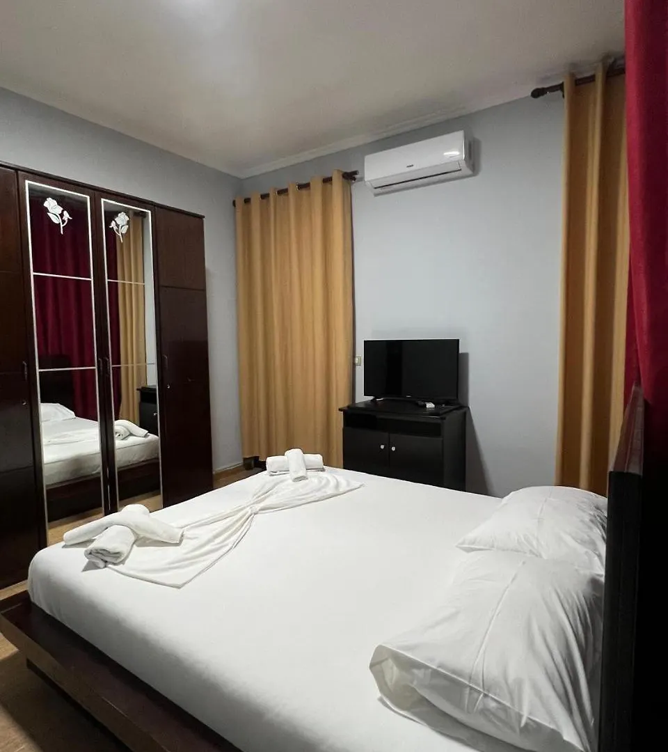 Hotel Silvio Fier 3*,  Albania